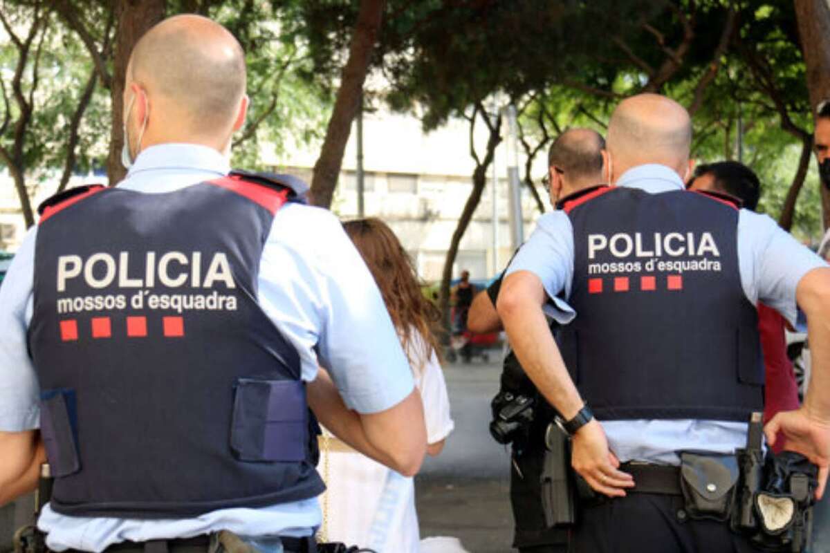 Tres Detinguts Dos Menors Per Una Temptativa D Agressi Sexual A Salou