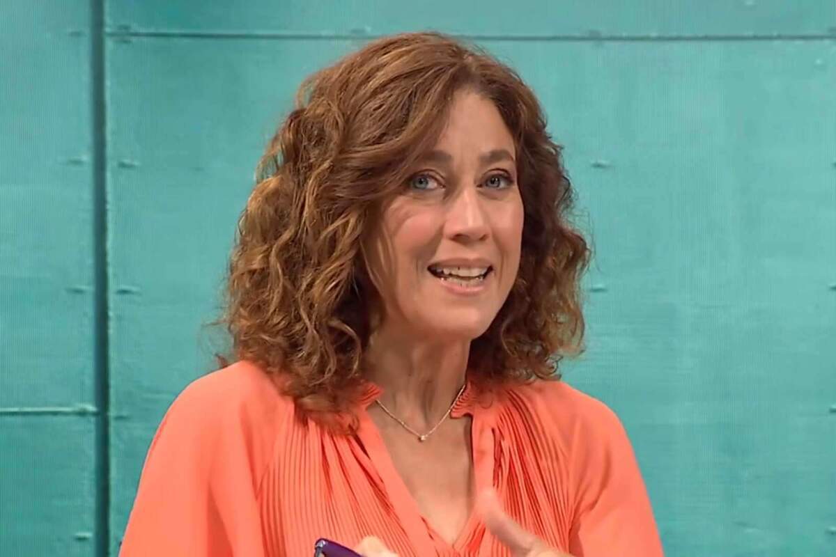 Tv Dona Un Programa A Una De Les Collaboradores Estrella D Helena