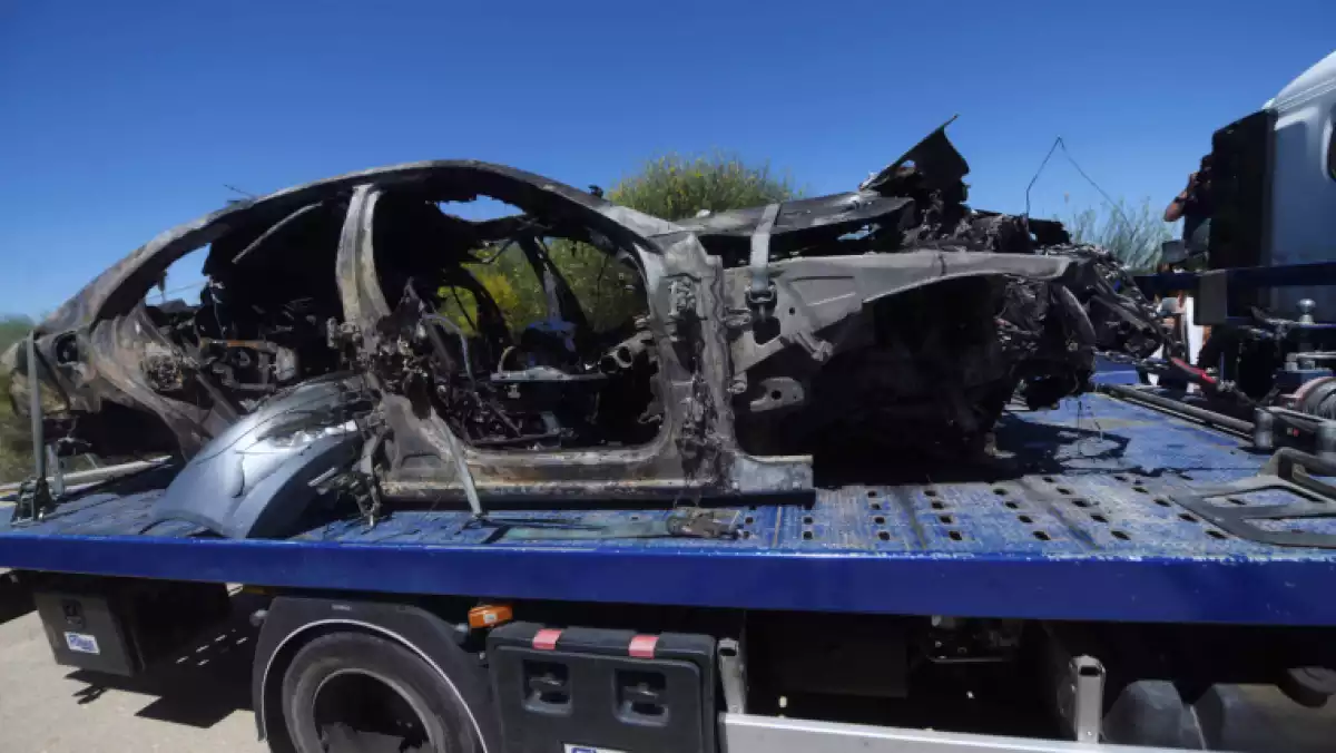 Imatge del vehicle en què circulava Reyes, després de l'accident