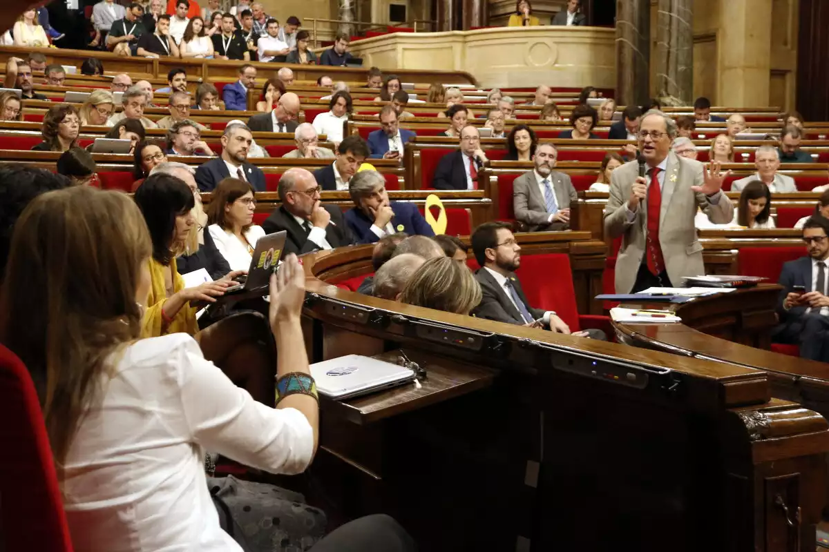 El president de la Generalitat, Quim Torra, responent la diputada Catalunya en Comú Jéssica Albiach