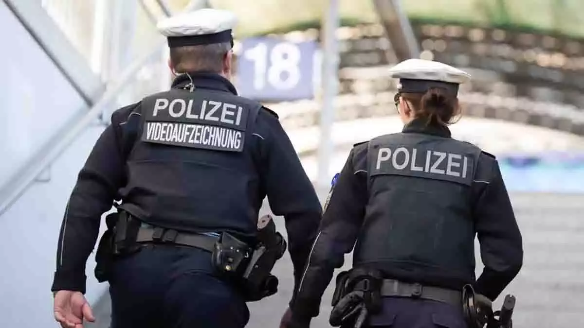Imatge d'arxiu de dos agents de la policia alemanya