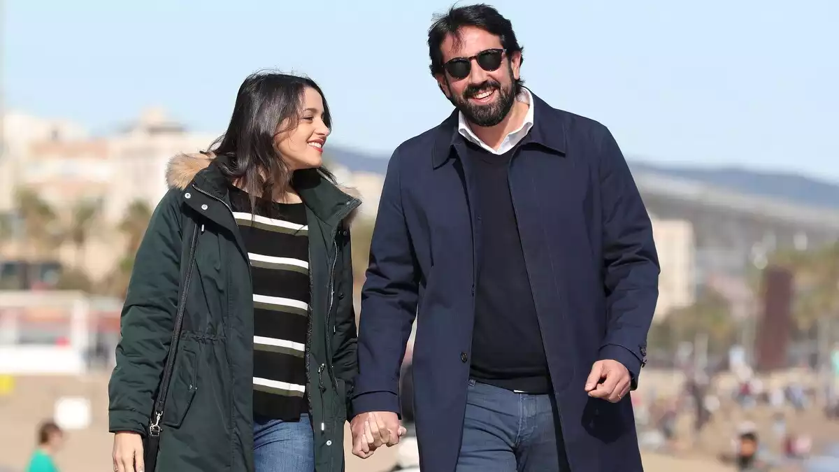 Inés Arrimadas i Xavier Cima passejant per Barcelona el 9 de novembre de 2019