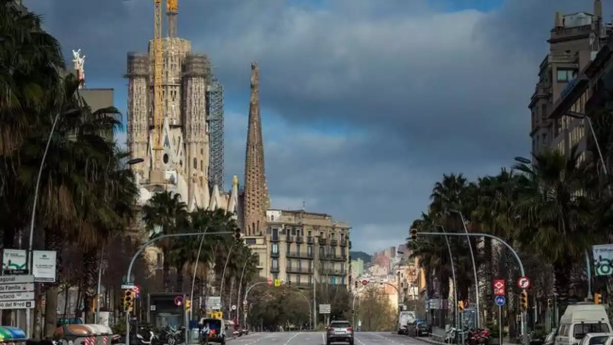 Imatge dels carrers buits de Barcelona durant el coronavirus