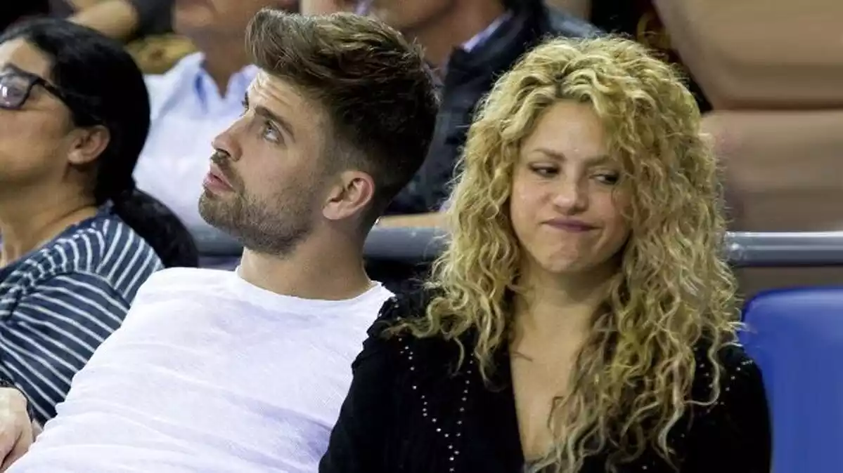 Gerard Piqué i Shakira a les grades de Palau Blaugrana seguint un partit de bàsquet