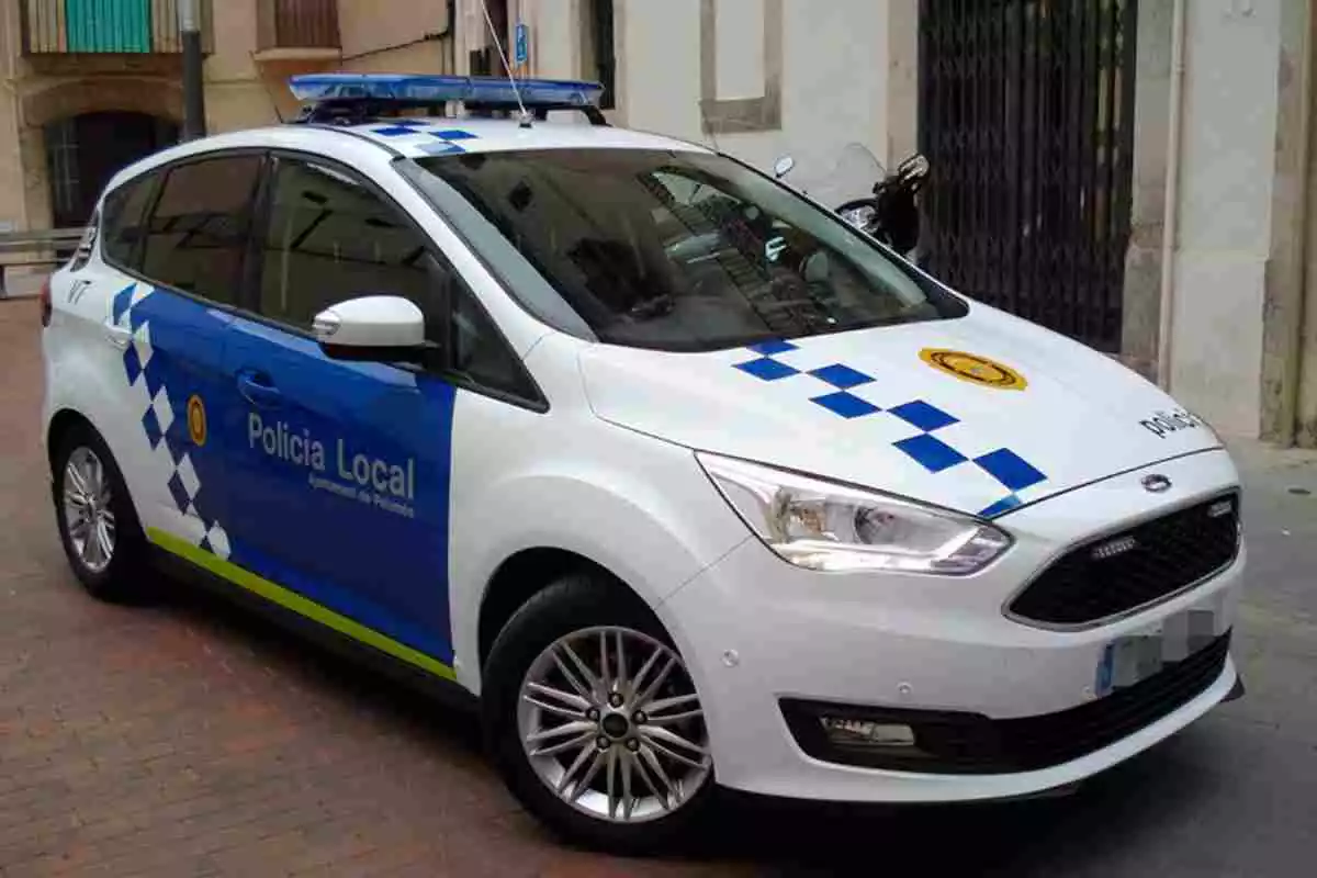 Imatge d'un cotxe de la Policia Local de Palamós