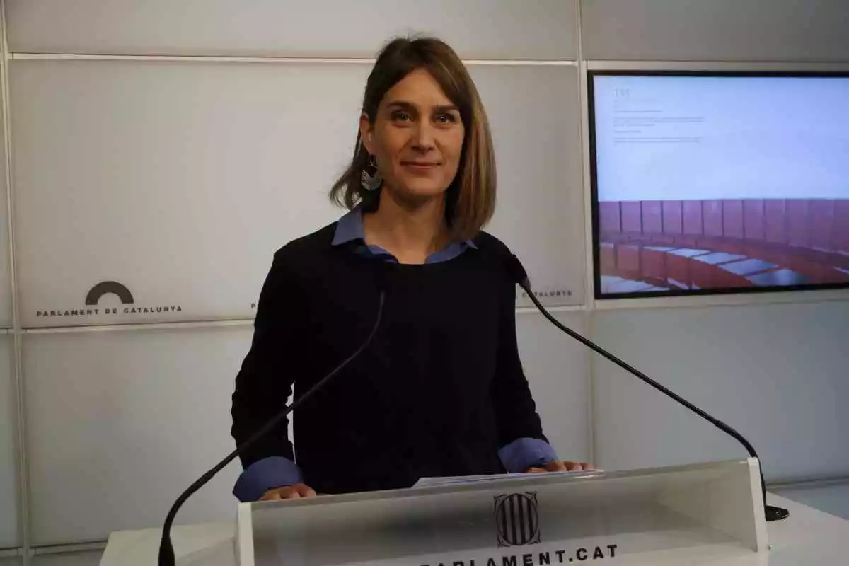 Imatge de la presidenta del grup de Catalunya-En Comú Podem, Jèssica Albiach, en roda de premsa al Parlament