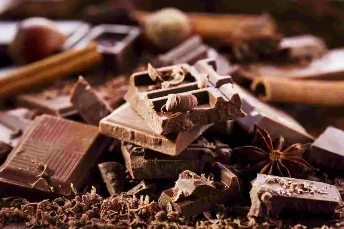 Imatge d'arxiu de diversos bocins de xocolata
