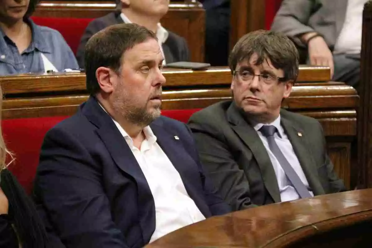 Junqueras i Puigdemont, al Parlament de Catalunya durant la legislatura 2015-2017.