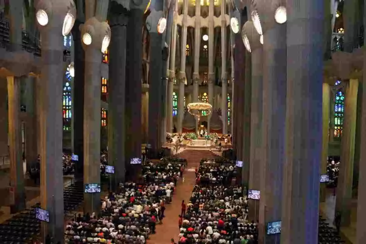 Interior Sagrada Família Barcelona