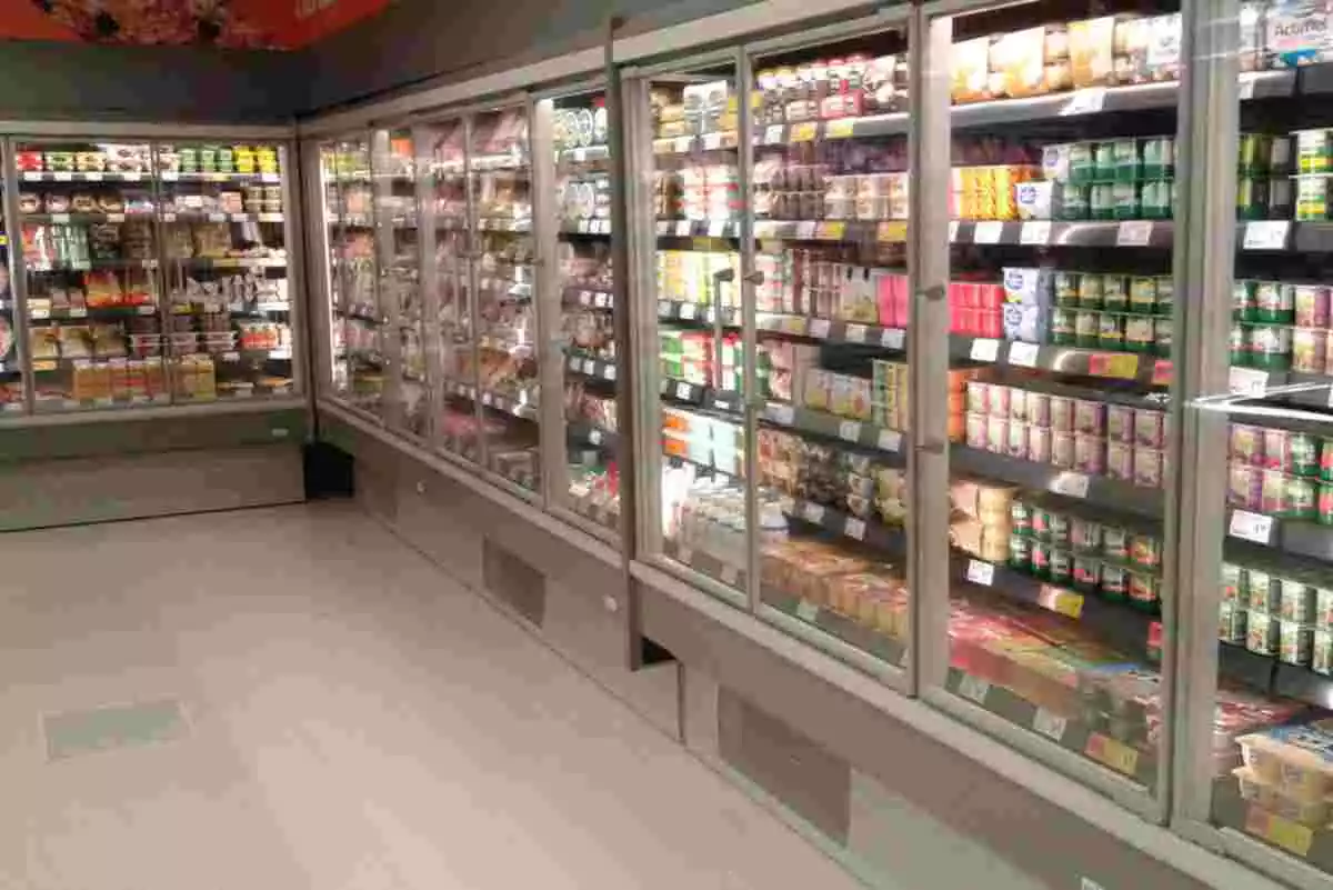 Un supermercat de la franquícia Charter de Consum amb tota l'oferta de productes frescos