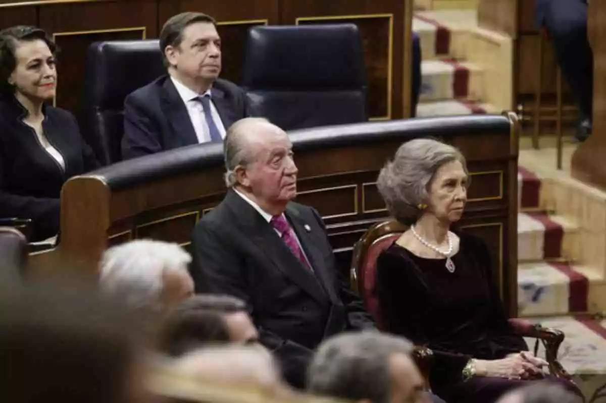 Joan Carles I i la reina Sofia durant un acte al Congrés dels Diputats