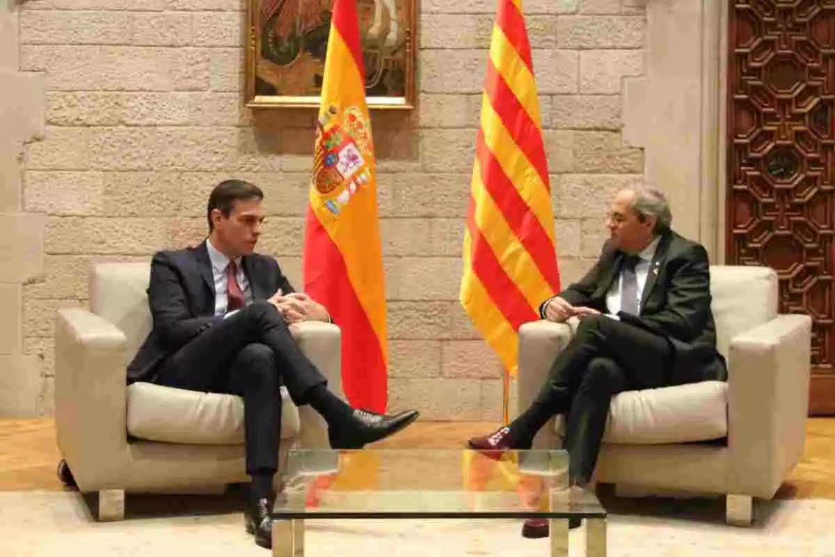 Els presidents Pedro Sánchez i Quim Torra durant la reunió al Palau de la Generalitat del 6 de febrer de 2020