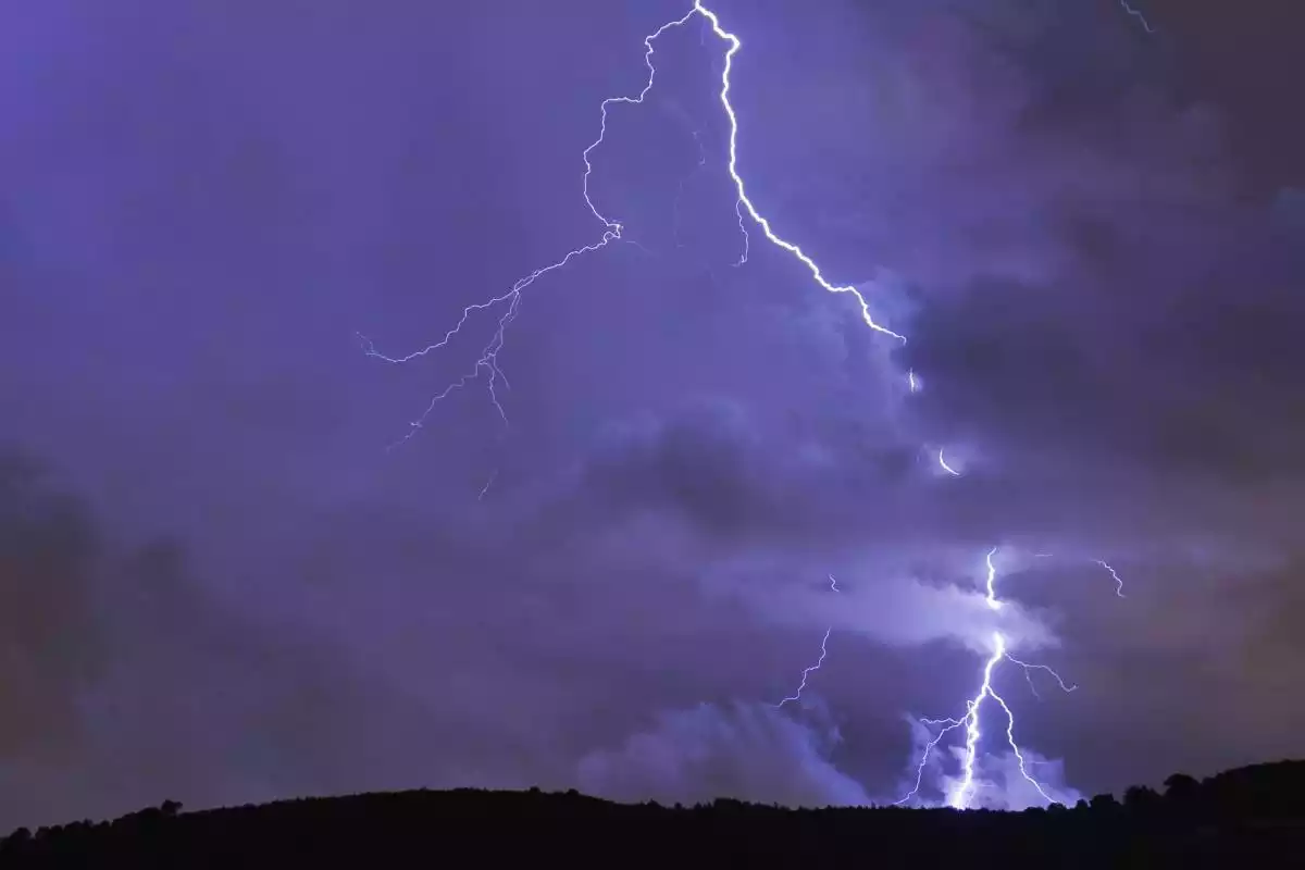 Imatge d'un llamp caient a l'Alt Penedès