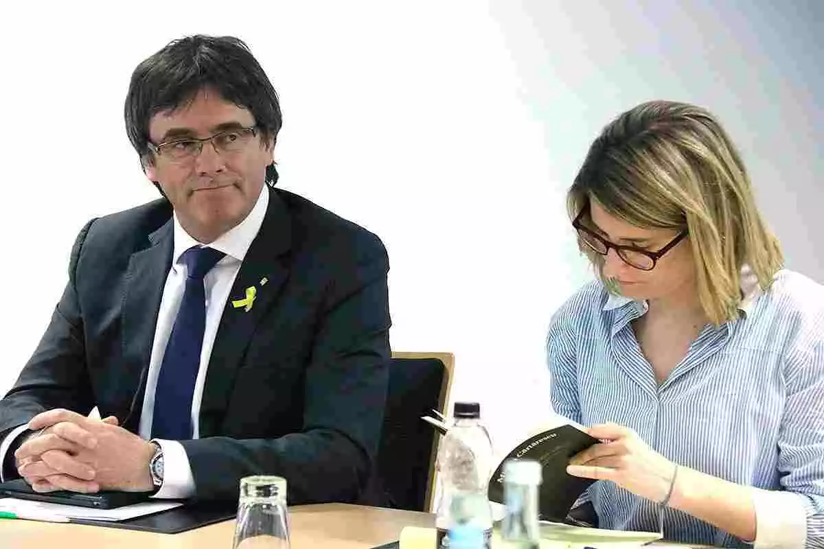 Carles Puigdemont i Elsa Artadi.