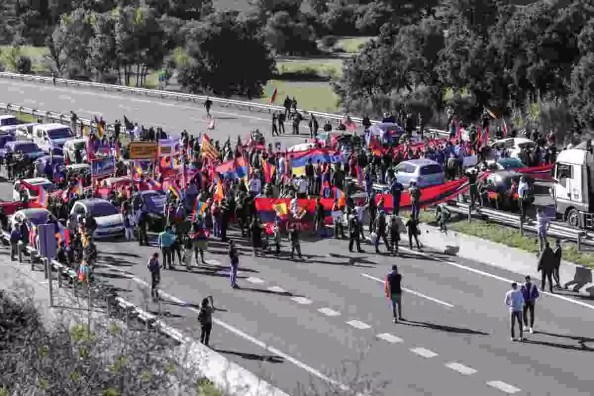 Manifestació del col·lectiu armeni que ha tallat l'AP-7