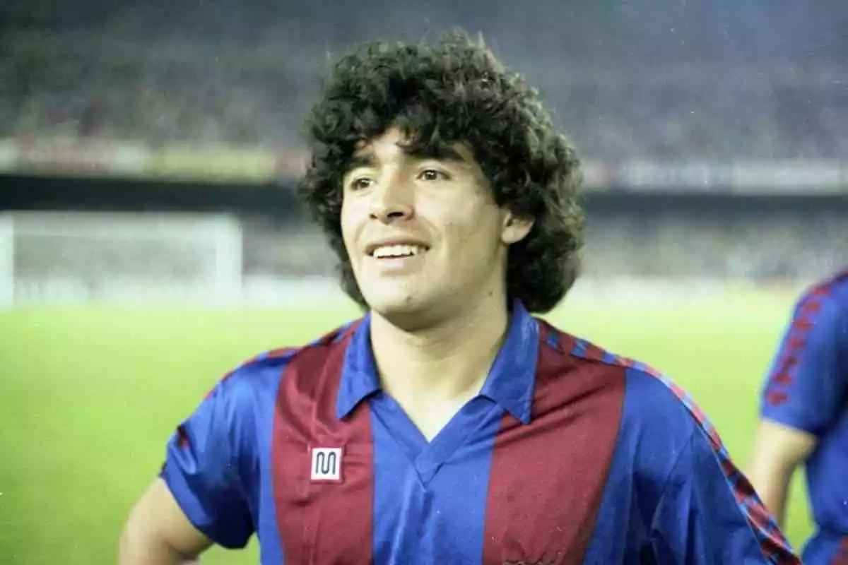 Diego Armando Maradona durant la seva etapa al Barça, amb la samarreta blaugrana
