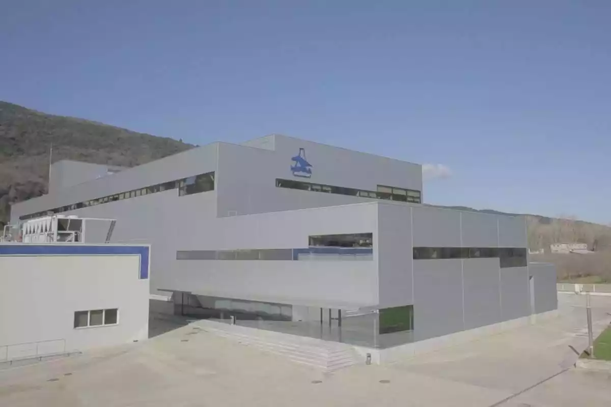 Imatge del centre de producció dels laboratoris Hipra a Amer, a la comarca del Gironès