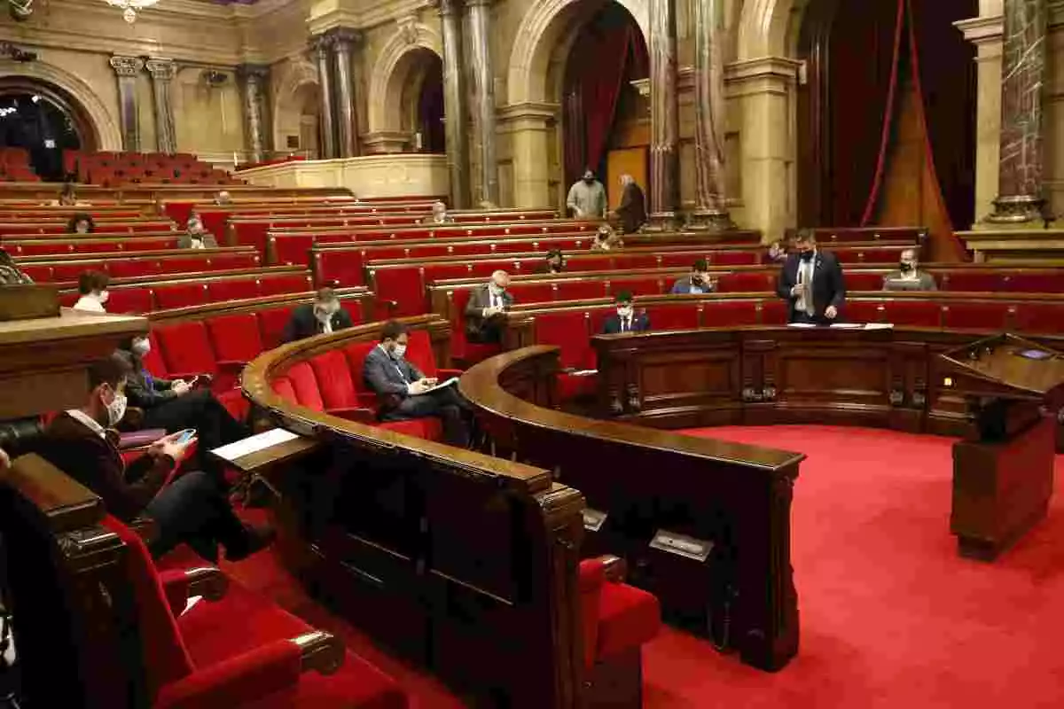 L'hemicicle del Parlament durant la sessió de control del Govern