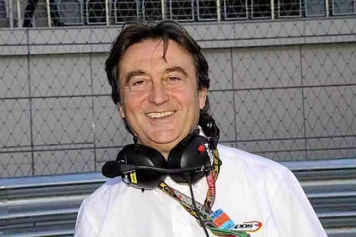 Adrián Campos, l'expilot d'F1, en una fotografia