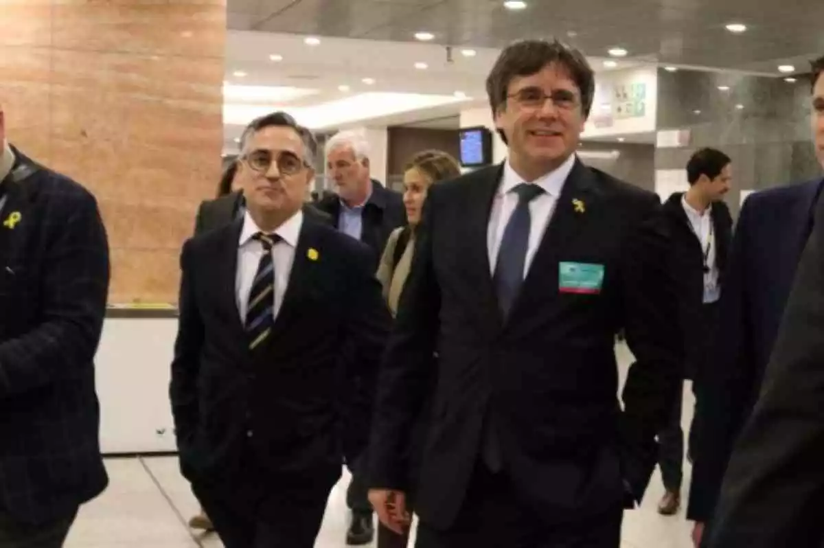 Ramon Tremosa i Carles Puigdemont al Parlament Europeu.