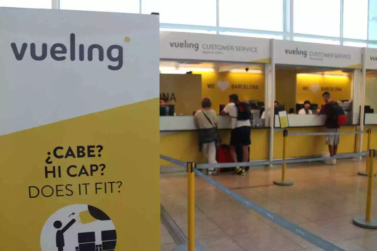 Taulell de reclamacions de Vueling a l'Aeroport del Prat