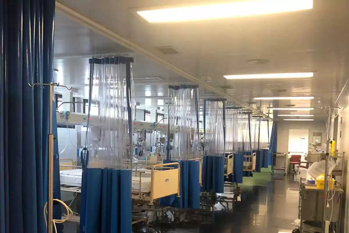 Imatge de la zona postquirúrgica de reanimació de l'Hospital de Blanes el mes d'abril de 2020