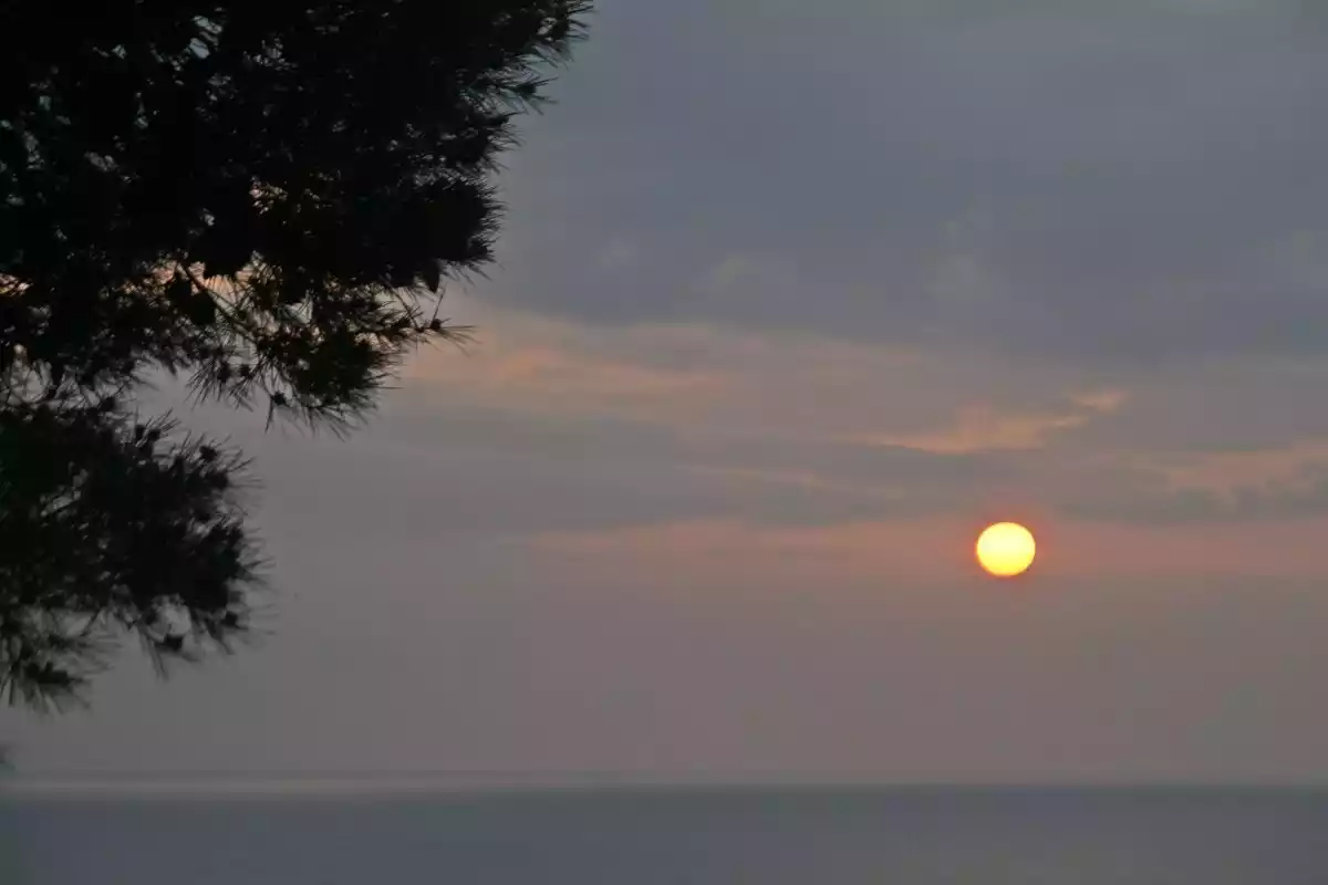Imatge d'una sortidqa de sol a Tossa de Mar