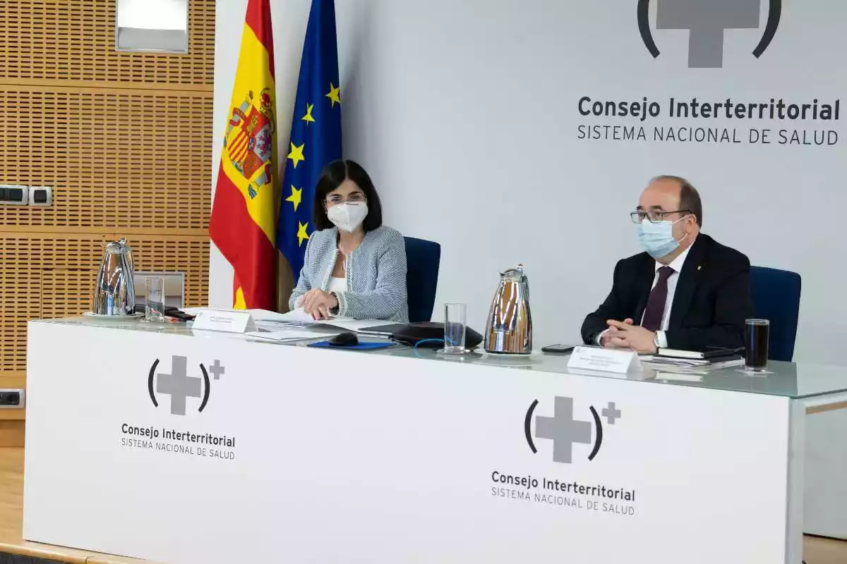 La ministra Carolina Darias i el ministre Miquel Iceta a la reunió del Consell Interterritorial de Salut