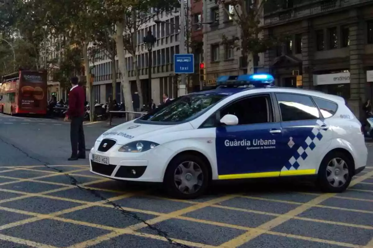 Imatge d'arxiu d'un cotxe de la Guàrdia Urbana de Barcelona