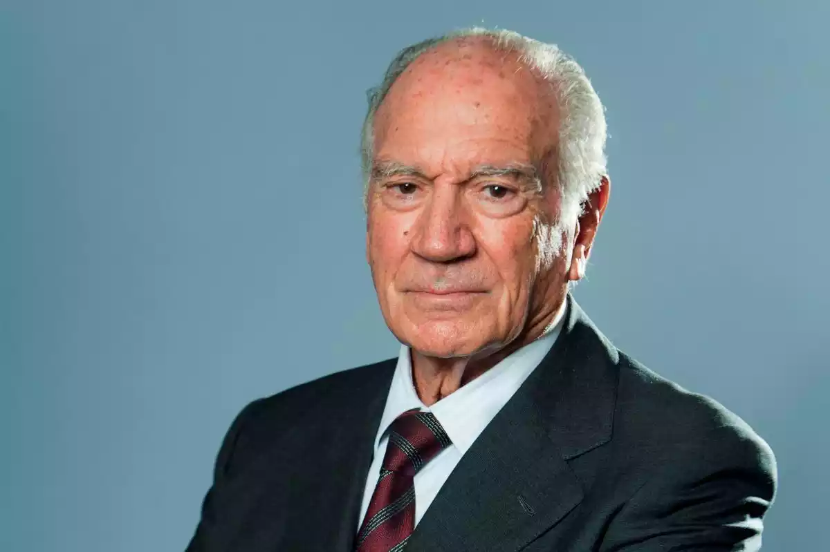 Pla mitjà de l'expresident de la firma Puig, Mariano Puig