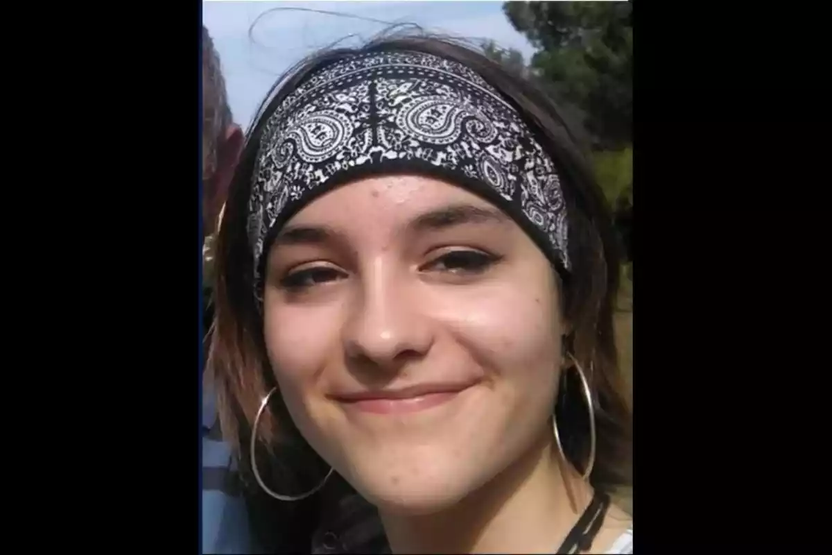 Imatge de la Llum, la menor de 17 anys desapareguda a Barcelona