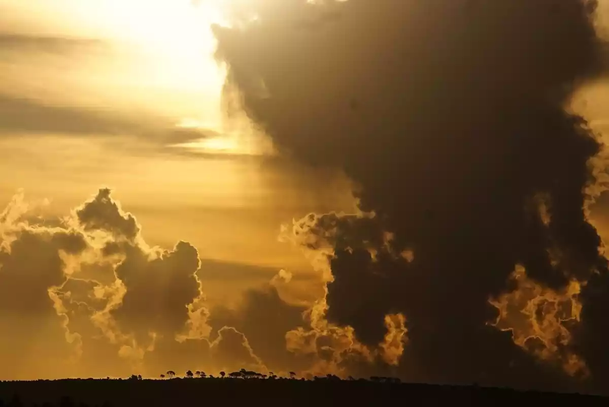 Imatge d'unes potents nuvolades a Verges, Baix Empordà