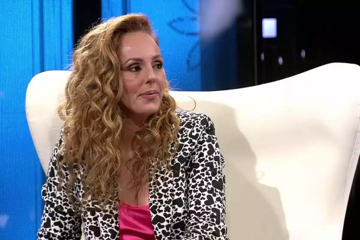 Rocío Carrasco asseguda en un plató de Telecinco