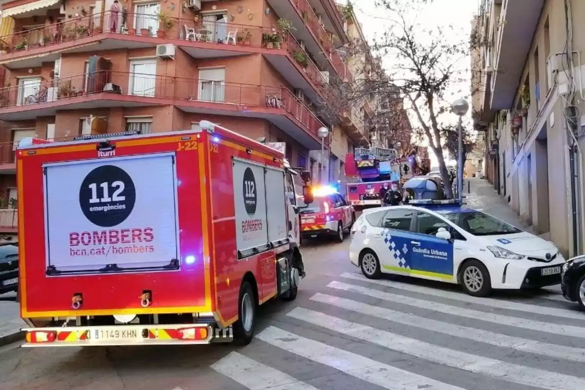 Els Bombers de Barcelona en un incendi a la ciutat