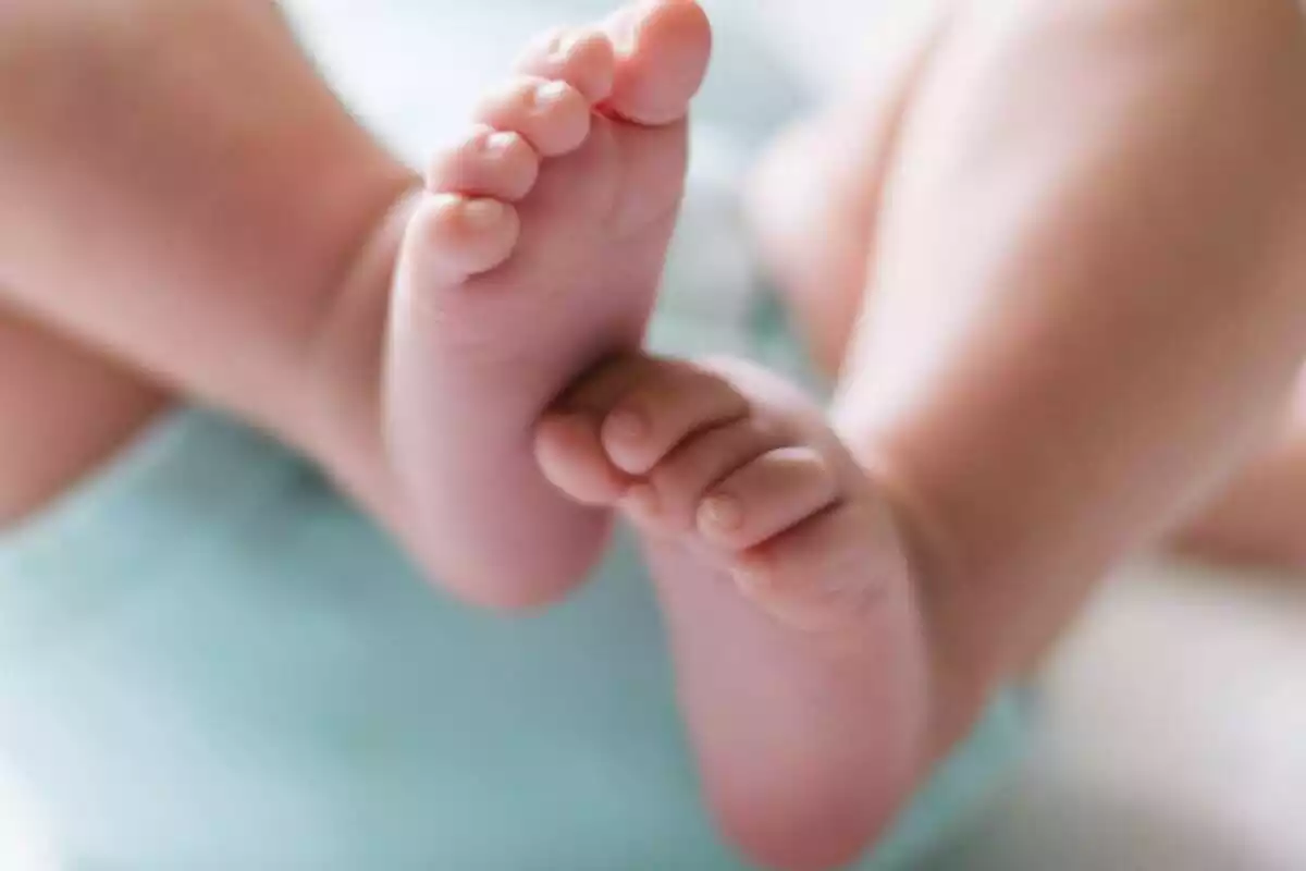 Imatge dels peus d'un bebè