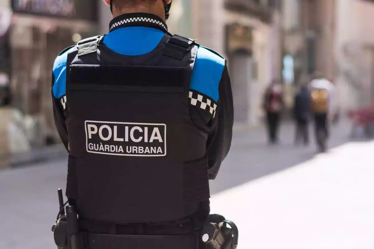 Imatge d'un agent de la Guàrdia Urbana de Lleida