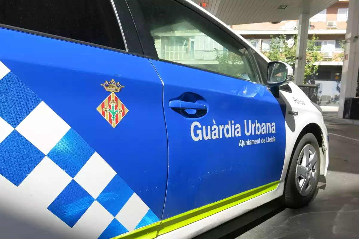 Imatge d'un vehicle de la Guàrdia Urbana de Lleida