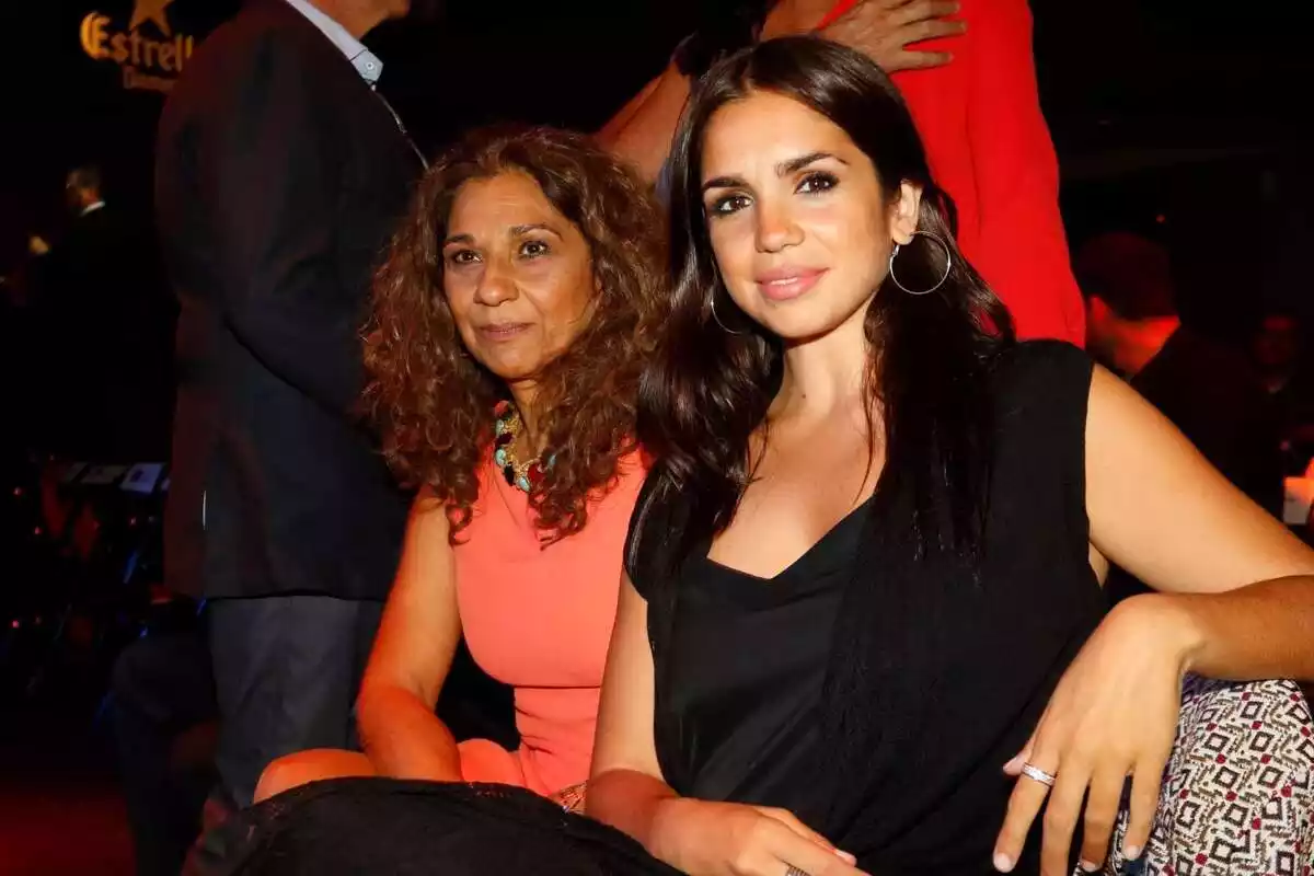 Lolita Flores acompanyada de la seva filla Elena Furiase