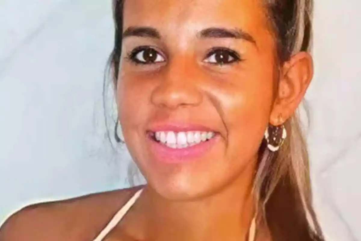 Primer pla d'Alicia Sánchez, la jove de 25 anys morta de manera estranya: va baixar a obrir la porta i no va arribar