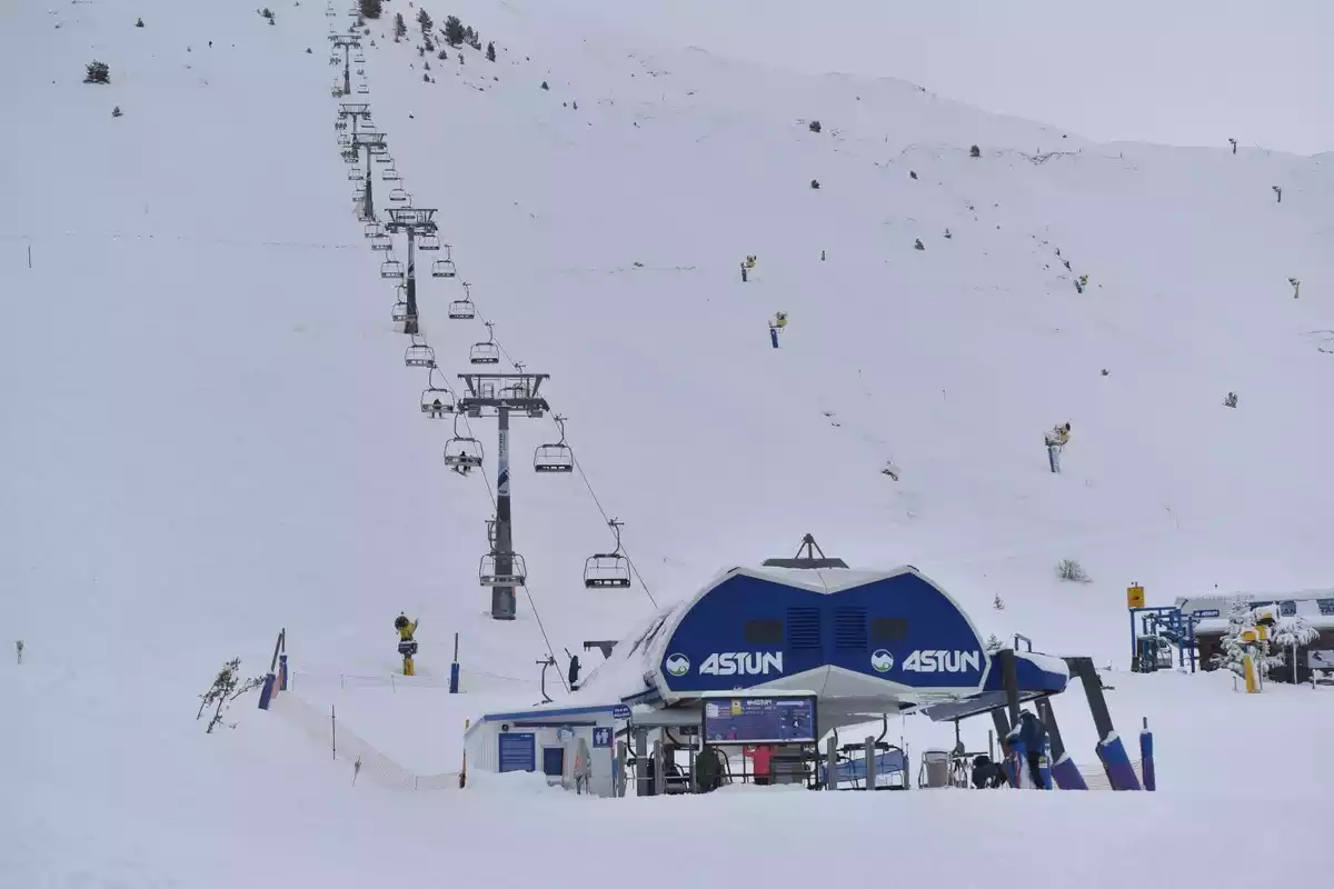 Imatge de l'estació d'esquí d'Astún, al Pirineu d'Osca