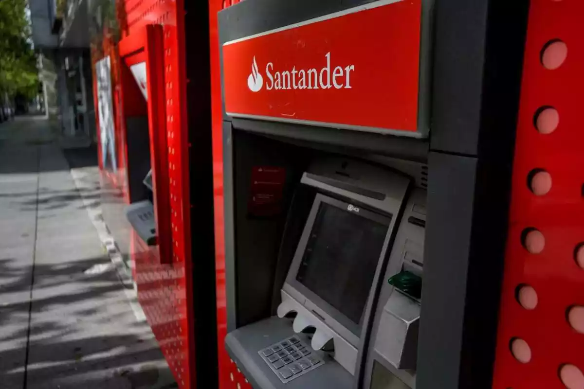 Caixer del banc Santander