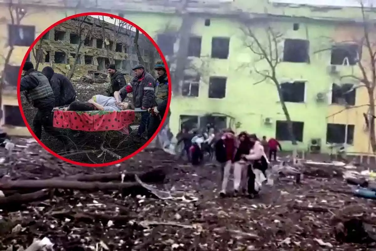 Fotomuntatge de l'hospital bombardejat a Mariúpol i la dona embarassada ferida