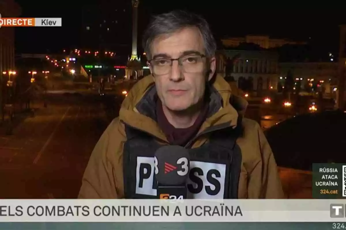 Imatge del periodista Lluís Caelles durant una connexió des de Kiev