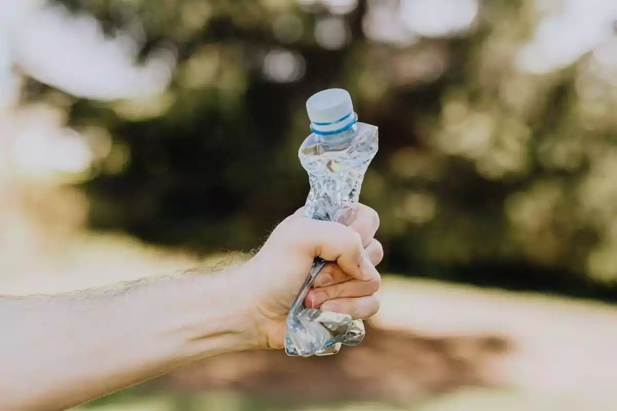 Imatge d'una ampolla d'aigua.