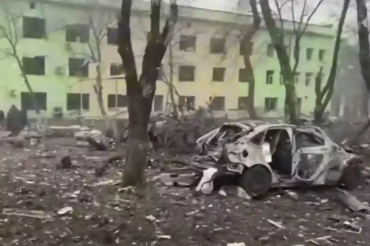 L'hospital infantil de Mariúpol destrossat després de l'atac de l'exèrcit rus