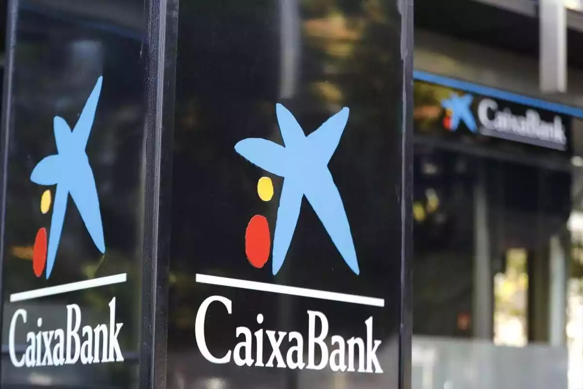Foto del logo de CaixaBank.