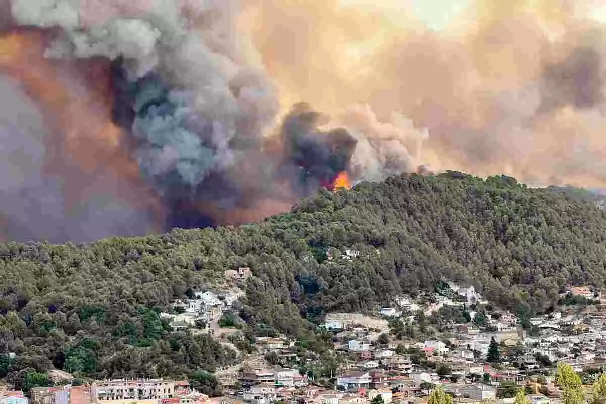 Imatge del segon incendi al Bages decretat aquest dilluns, 18 de juliol.