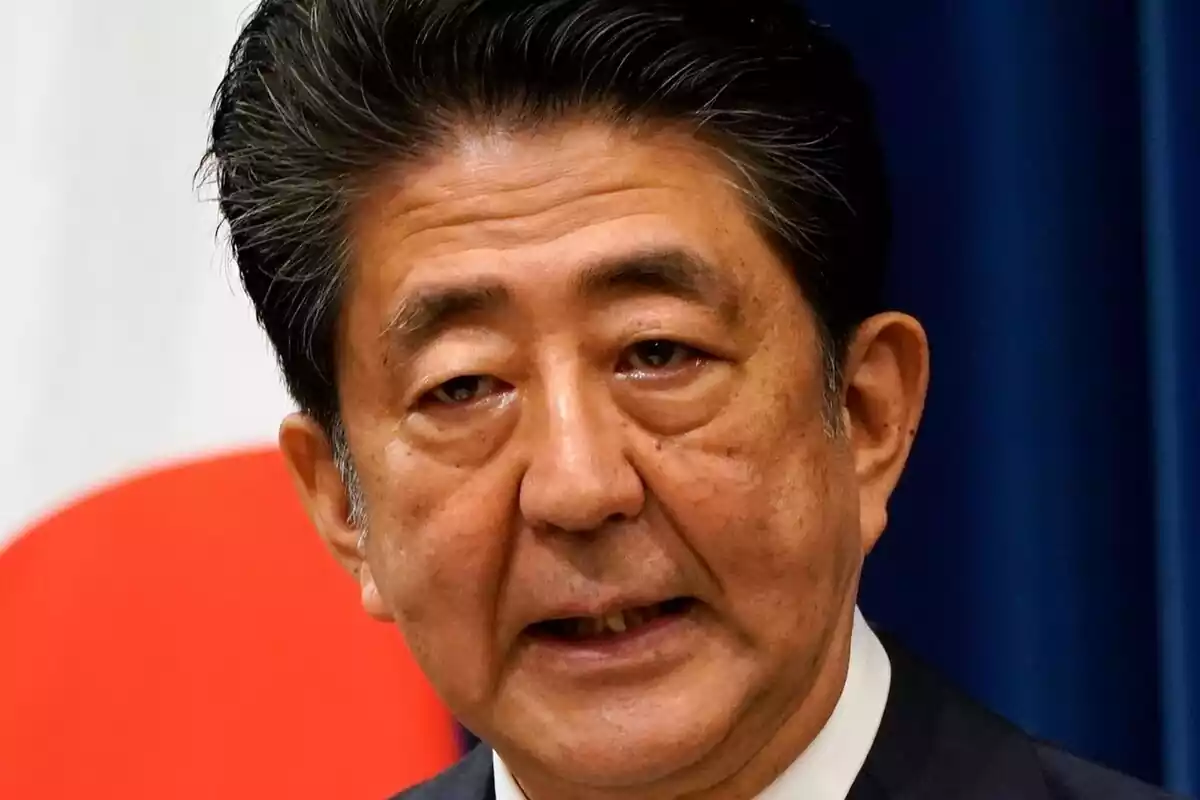 Primer pla de Shinzo Abe, exprimer ministre del Japó.