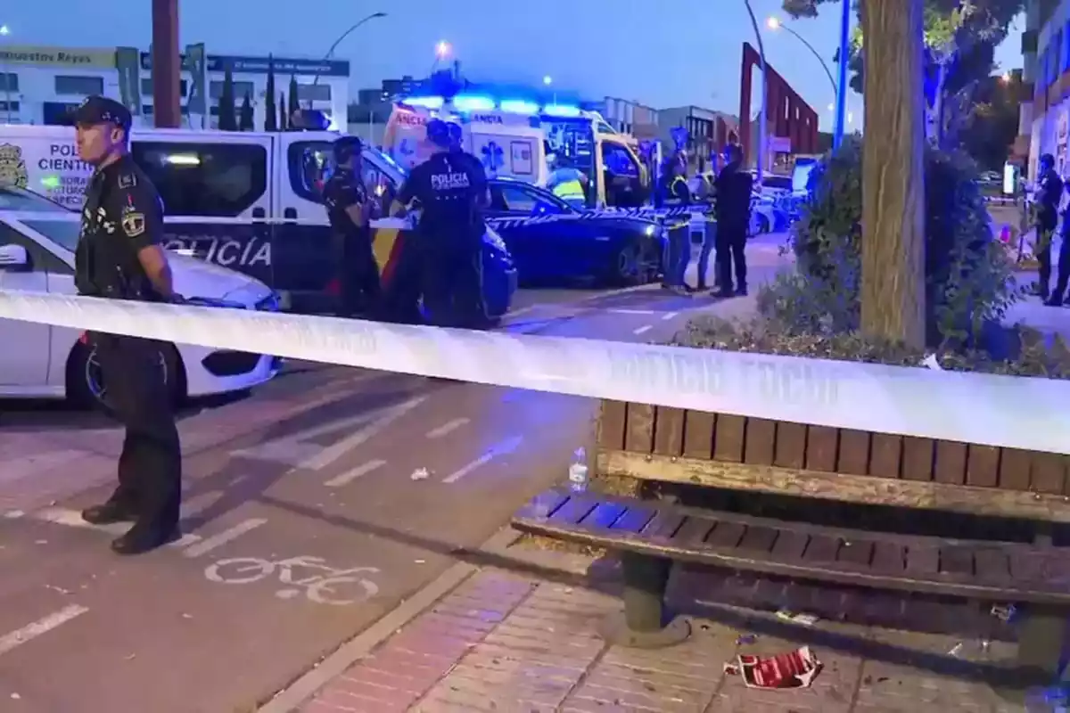 Foto de la policia a Caña Brava (Madrid), la discoteca on ha mort un jove de 21 anys