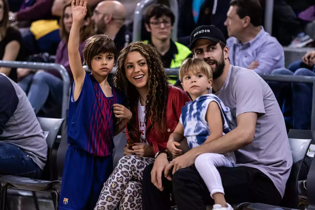Shakira i Gerard Piqué amb els seus fills